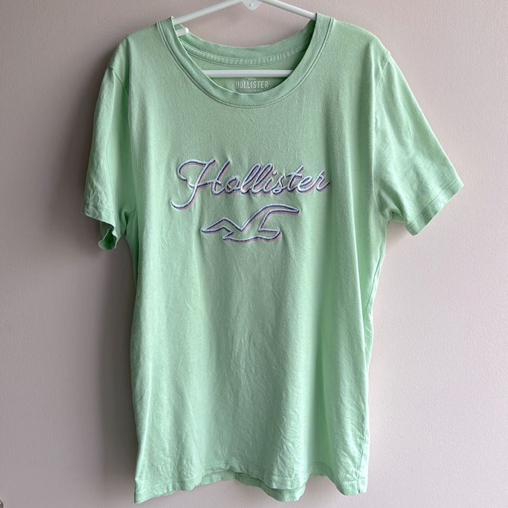 Hollister Embroidered T shirt Girls Size XS